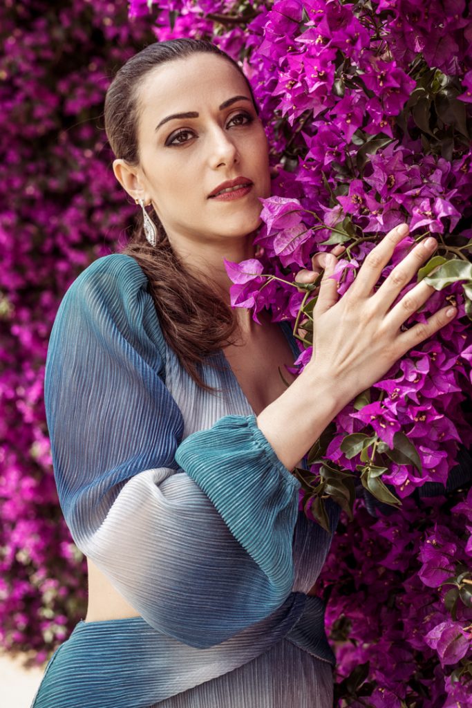 Retrato Feminino 25-00